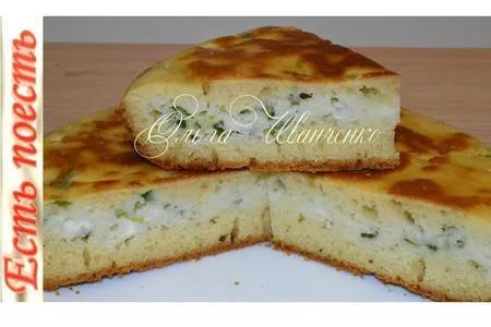 Фото к рецепту: Наливной пирог на сковороде без духовки с творогом и зеленью