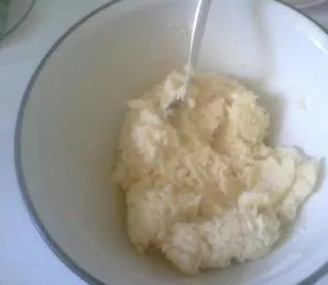 Заварное тесто для вареников с картошкой - фото шаг 2