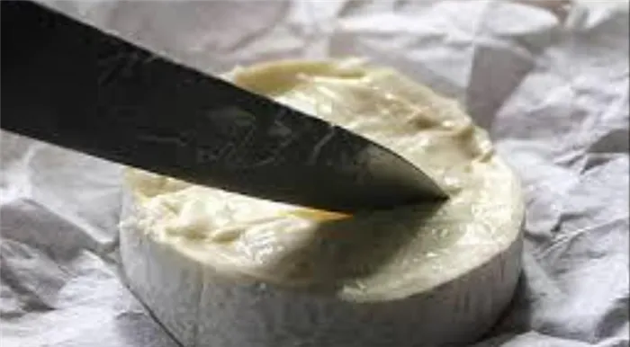 В сыр добавляем чеснок