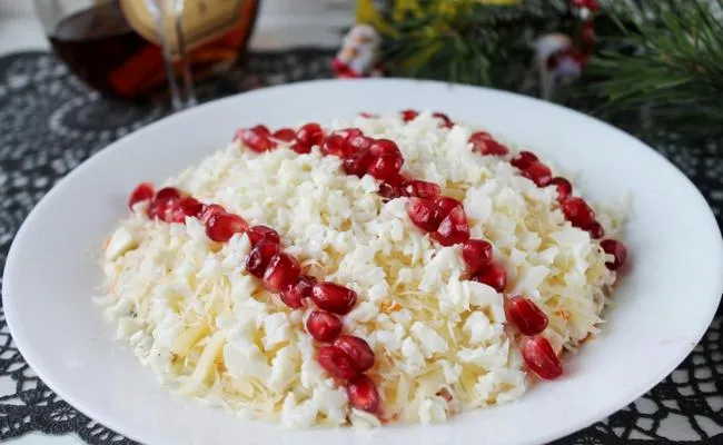 Как приготовить вкусный салат Гранатовые бусы на снегу – простой рецепт с говядиной