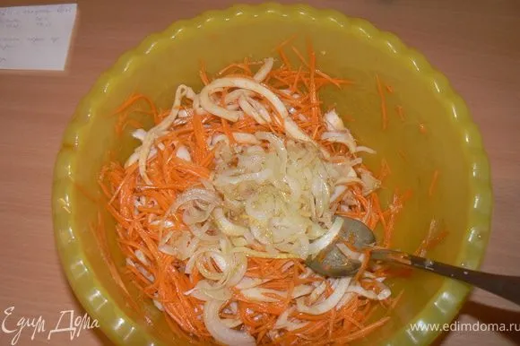 Корейский морковный салат с кальмарами - фото шаг 2