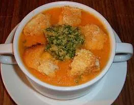 Томатный суп с оливадой