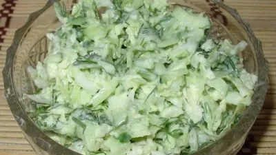 Капустный салат с сыром фета