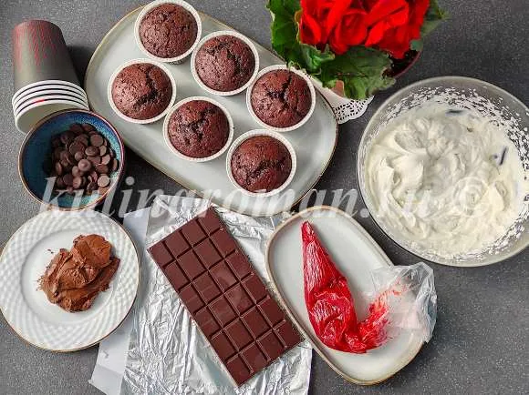 десерт шоколадный цветочный горшок