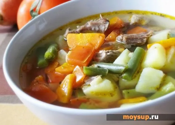 Суп с мясом и зеленой фасолью
