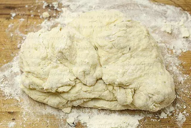замешиваем тесто для хлеба без дрожжей