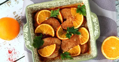 Филе индейки в соевом соусе в духовке с апельсинами