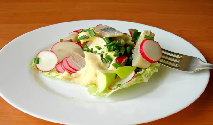 Норвежский салат с сельдью