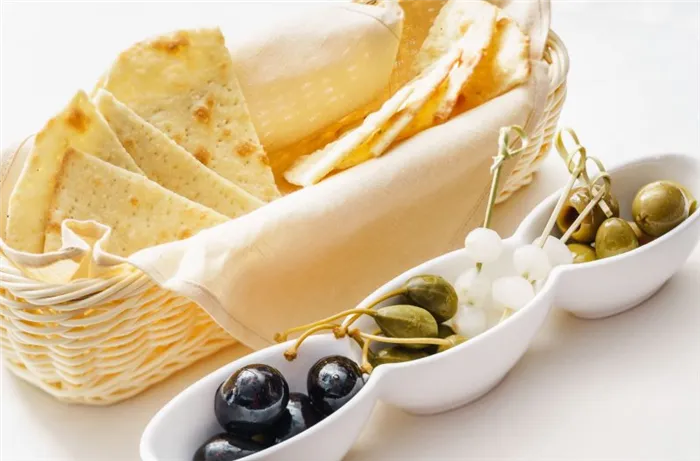 Рецепт чипсов из лаваша с сыром и паприкой