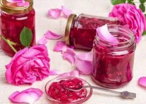 10 рецептов варенья из лепестков роз в домашних условиях