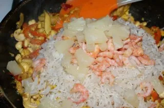 Жареный рис по-тайски с курицей - фото шага 6