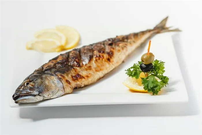 Диетическая рыба, запеченная в духовке: рецепт