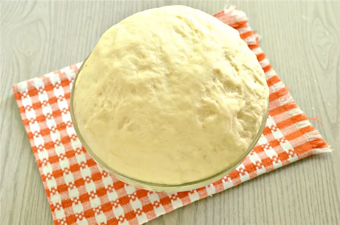 Фото рецепта - Быстрое дрожжевое тесто на воде для пирожков - шаг 8