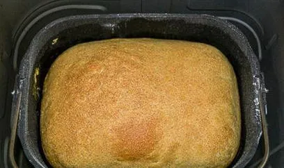 Цельнозерновой хлеб на закваске в хлебопечке