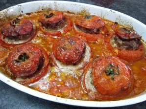 Фаршированные помидоры фаршем в духовке - фото шаг 6