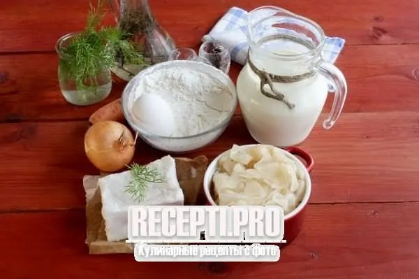 Ингредиенты для вареников с квашеной капустой и салом