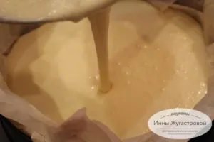 Вылить тесто