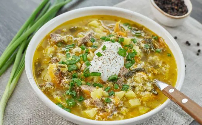Щавелевый суп с яйцом и мясом классический рецепт