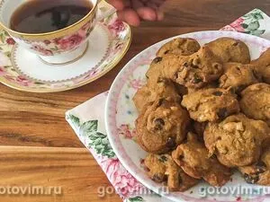 Печенье с солеными орехами и кусочками шоколада