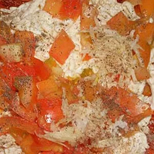 Горбуша запеченная под сыром с помидорами