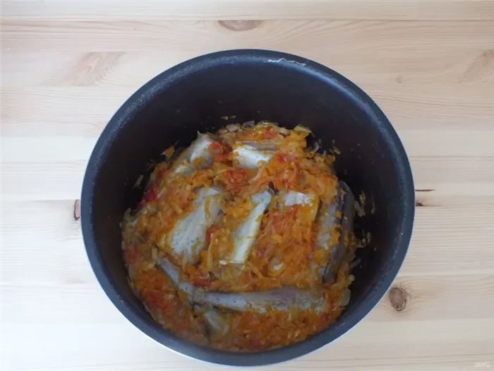 Минтай в мультиварке с морковью и луком: «вкусные» и быстрые рецепты