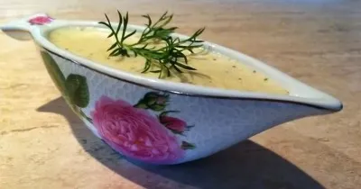Сливочный соус для макарон с пармезаном и плавленым сыром