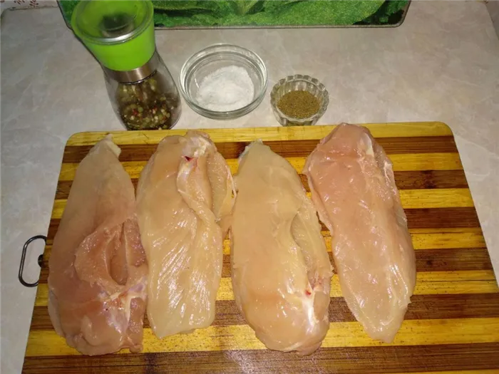 Фото рецепта - «Куриные кармашки» или фаршированное куриное филе - шаг 2