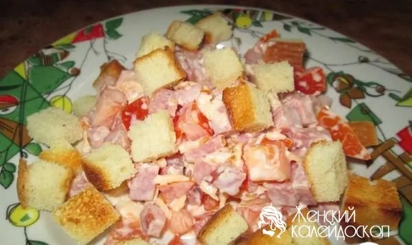 Салаты с копченым сыром