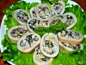 Кальмар, фаршированный грибами и рисом - фото шаг 5