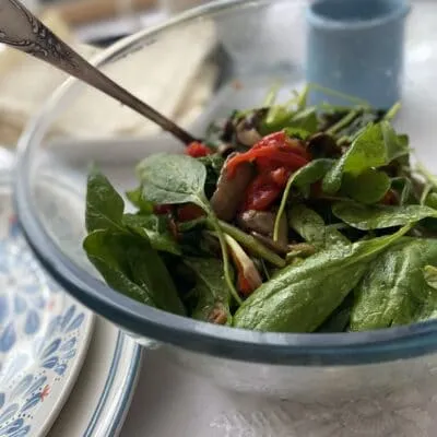 Салат с печёным перцем и шампиньонами - рецепт с фото