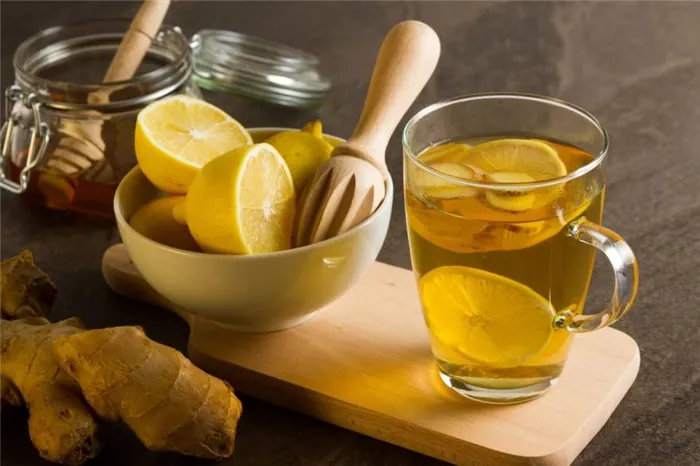 чай с лимоном и медом
