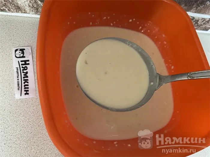 Безупречные тонкие блинчики на молоке и кипятке - фото шаг 9