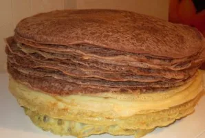 Блинный торт со сметаной и сгущенкой - фото шаг 1