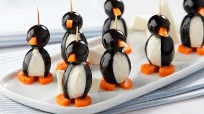 Закусочные пингвинчики из оливок