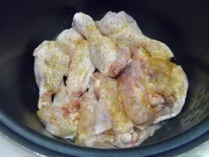 Курица с гречкой в мультиварке - фото шаг 2