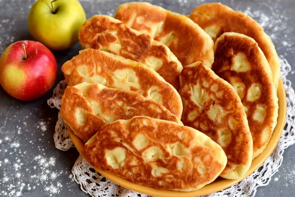 пирожки с яблоками жареные на сковороде рецепт с фото