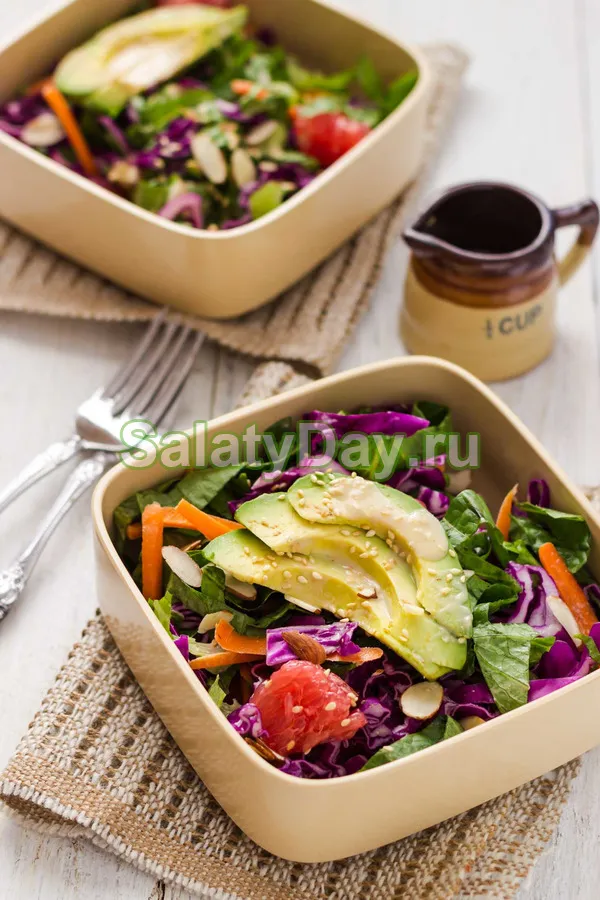 Салат из свеклы и капусты «Радужный»
