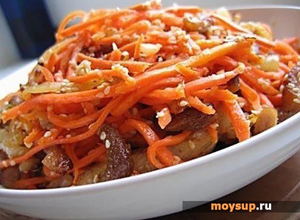 Салат с соевым мясом и морковью