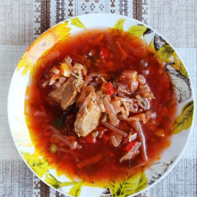 Украинский красный борщ с мясом - рецепт с фото
