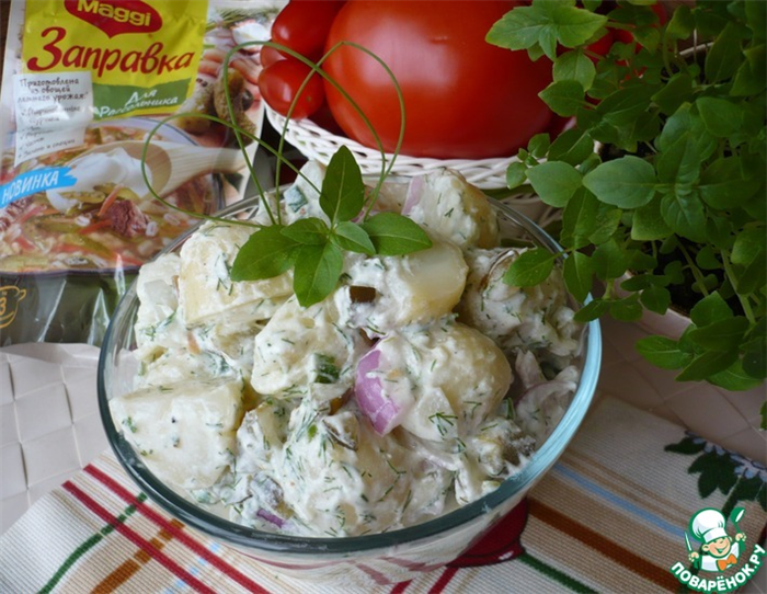 Рецепт: Картофельный салат c солеными огурцами
