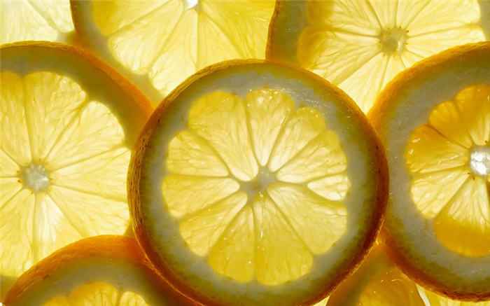 Полезные качества лимона давно доказаны