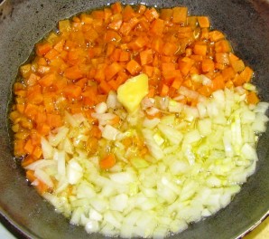 Рис с морковью и луком - фото шаг 2