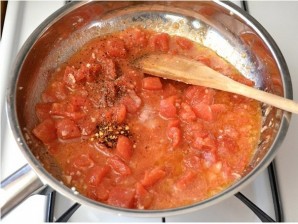 Паста с креветками и томатами - фото шаг 4