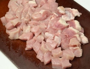 Гуляш из свинины на сковороде - фото шаг 1