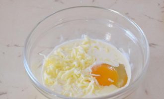 Яйцо сыр сметана