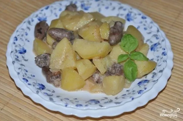 Куриные сердечки с картошкой