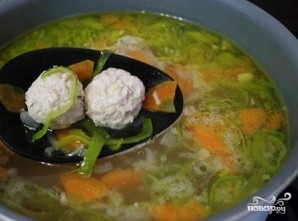 Диетический суп с фрикадельками - фото шаг 4