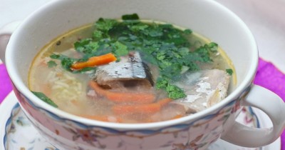 Суп из сайры рыбной консервы с овощами