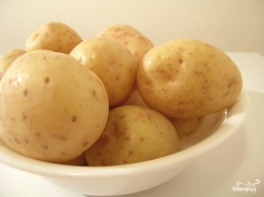 Картофель, запеченный в фольге - фото шаг 1