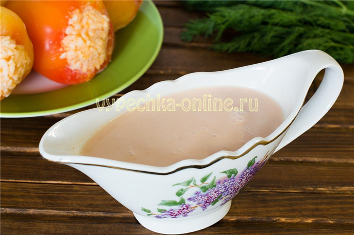 Соус для фаршированных перцев со сметаной и томатной пастой